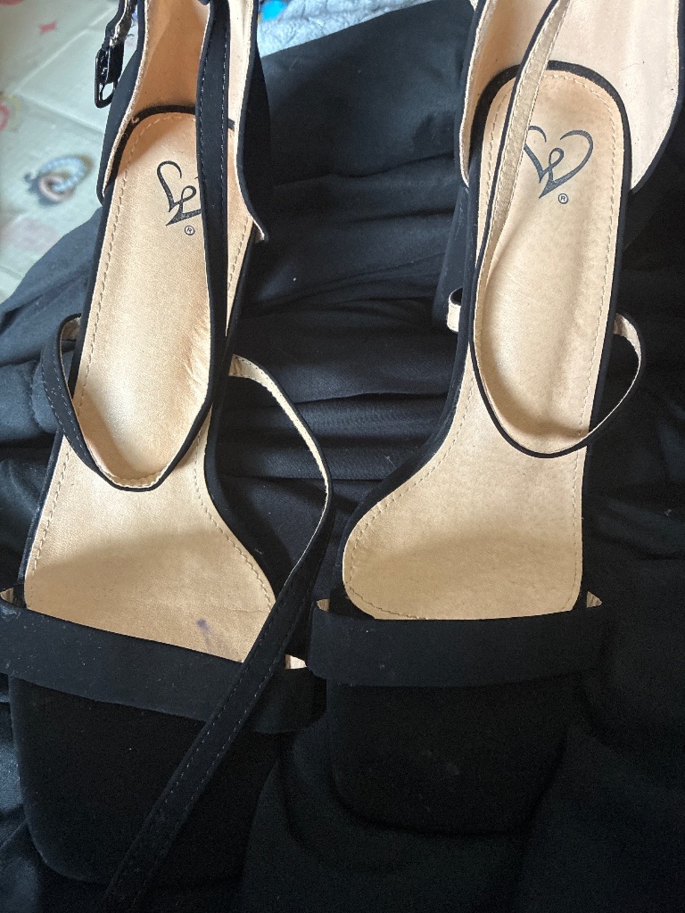 Windsor heels